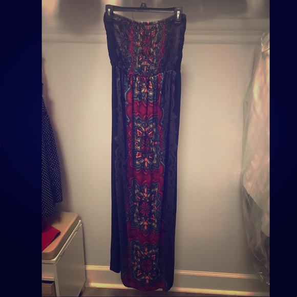 Maxi dress - Charming Charlies - Picture 1 of 2